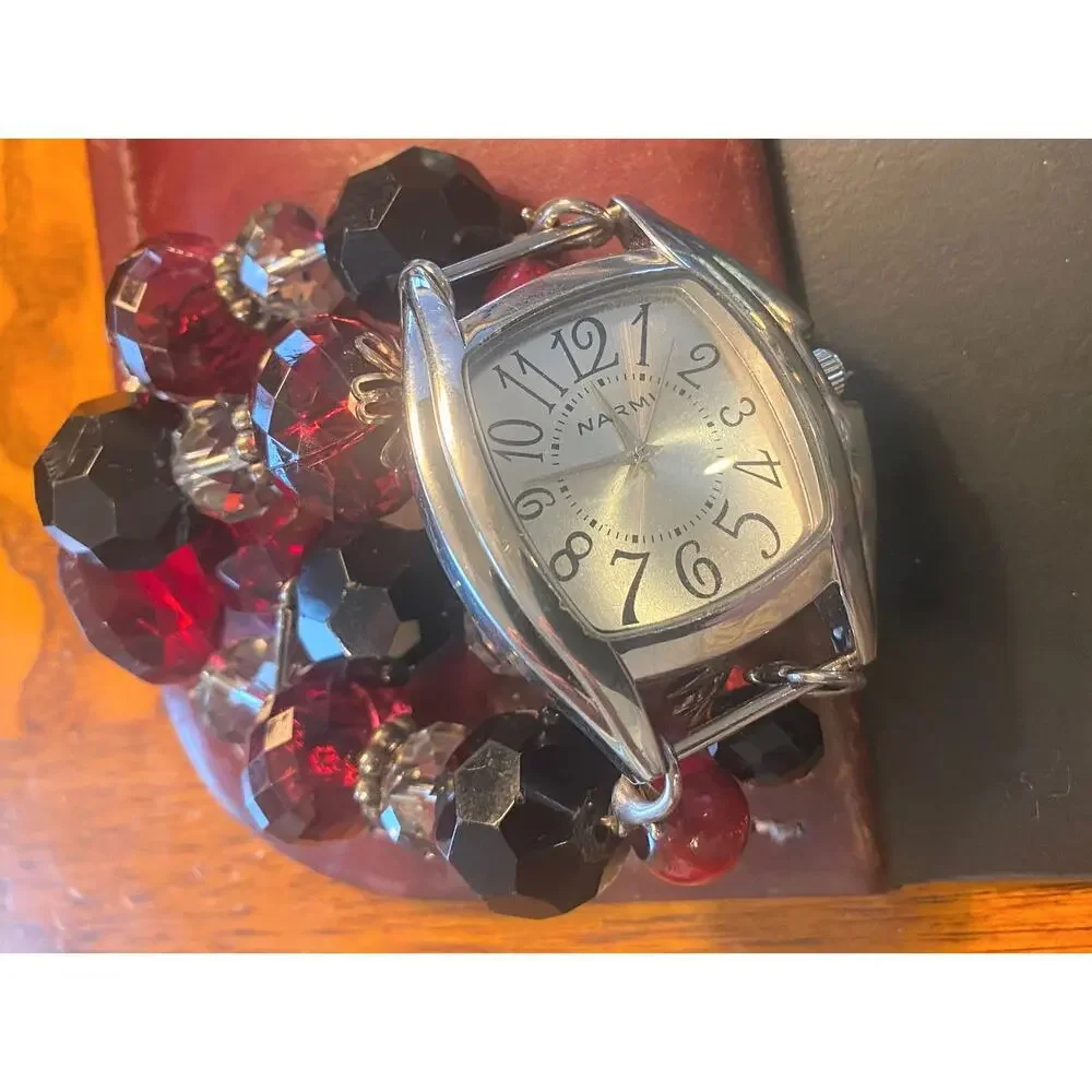Women's40mm silver Tone Narmi Watch with Large Stretch Beaded Band